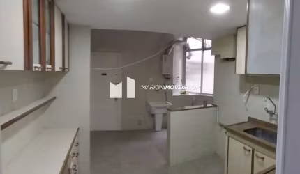 OPORTUNIDADE EM COPACABANA, Rio de Janeiro - Apartamento à venda, 3 quartos 1 ste, copa cozinha, área de serviço, dep. completa.Av. Atlântica, fundos