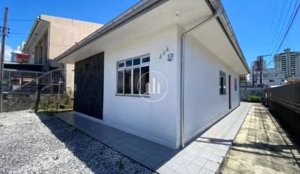 Casa em Kobrasol - São José