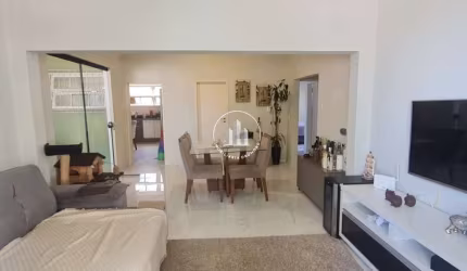Casa 3 Dormitórios, Sendo 1 Suíte