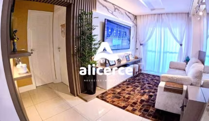 Apartamento à venda com 2 quartos 1 suíte, 91,2m² em Centro Palhoça