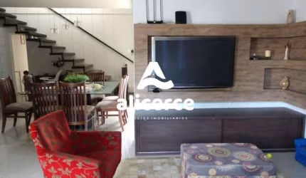 Casa no Jardim Atlântico ótima localização