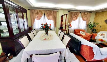 Casa à venda com 5 quartos 2 suítes, 347m² em Carianos Florianópolis