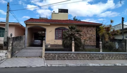 Casa à venda com 3 quartos 1 suíte, 150m² em Areias São José