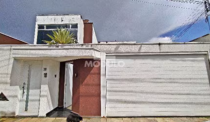 Casa Residencial para locação no Bairro Cazeca