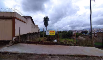 TERRENO à venda, Tubalina - Uberlândia/MG