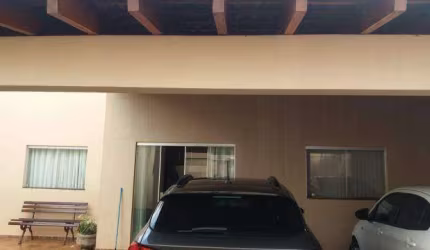 SOBRADO à venda, 5 quartos, 3 suítes, 3 vagas, Santa Rosa - Uberlândia/MG