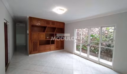 CASA RESIDENCIAL à venda, 4 quartos, 3 suítes, 4 vagas, FUNDINHO - Uberlândia/MG
