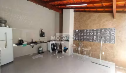 CASA RESIDENCIAL à venda, 2 quartos, 5 vagas, Brasil - Uberlândia/MG