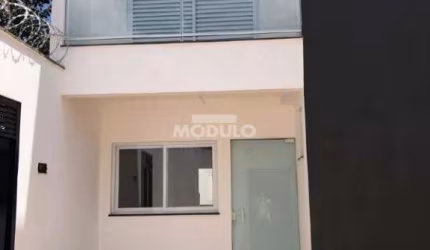 CASA RESIDENCIAL à venda, 2 quartos, 2 suítes, 2 vagas, NOVO MUNDO - Uberlândia/MG