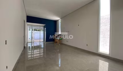Excelente Casa com Fino Acabamento Iconfidencia