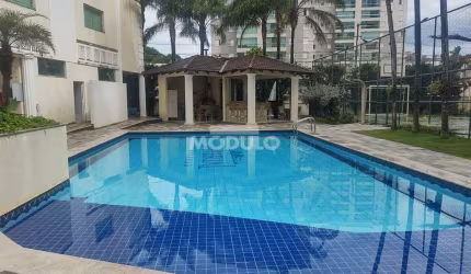 Cobertura para locação bairro Santa Mônica com 3 quartos