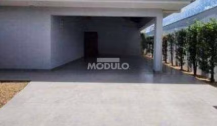 Casa residencial para locação, bairro Morada da Colina com 3 quartos