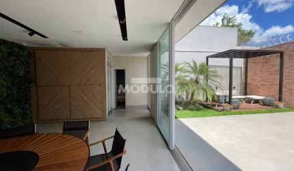 CASA RESIDENCIAL à venda, 4 quartos, 2 suítes, 3 vagas, Osvaldo Rezende - Uberlândia/MG