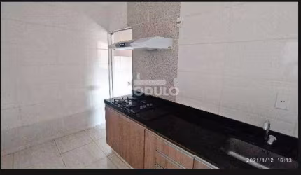 Casa residencial para locação, bairro Nova Uberlandia com 3 quartos