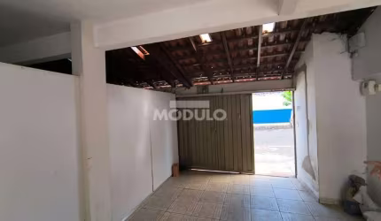 Galpão comercial para locação no bairro Pacaembu