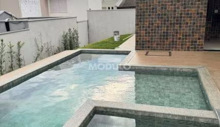 CASA DE CONDOMÍNIO à venda, 4 quartos, 4 suítes, 4 vagas, MORADA DA COLINA - Uberlândia/MG