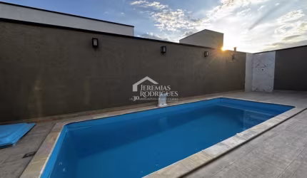 Casa com 3 dormitórios, 167 m² - Condomínio Pérola do Vale - Tremembé/SP.