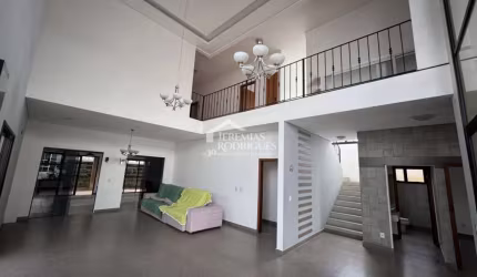 Casa para venda e locação com 4 suítes no Condomínio Village Splendore em Pindamonhangaba/SP.