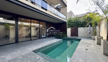 Casa para locação com 4 suítes no Condomínio Residencial Terras de San Marco em Taubaté/SP