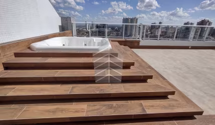 Cobertura no Centro com vista de tirar o fôlego!