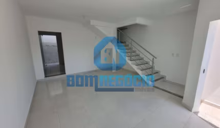Casa com 2 quartos, 2 banheiros e garagem à Venda, Nova Vila Bretas, GOVERNADOR VALADARES - MG