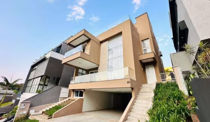 Compre casa com 440m2 condominio Reserva San Felice, ao lado do Parque Tingui