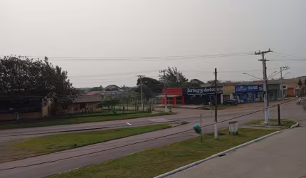 VOCE QUE PROCURA PREDIO COMERCIAL COM MORADIA NO LITORAL ESTA AI  A GRANDE OPORTUNIDADE