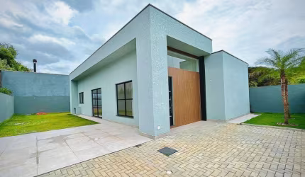 Casa com 3 dormitórios para Locação em Atibaia - Jardim Estância Brasil!