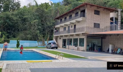 Chacará em Mairiporã - 5min do centro Ótimo Acesso!