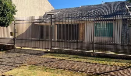 VENDA | Casa, com 3 quartos em Jardim Iguaçu, Maringá