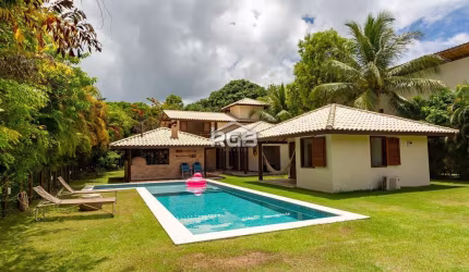 Casa 5/4 sendo 3 suítes Porteira Fechada no Quinta das Lagoas em Itacimirim R$ 2.200.000,00