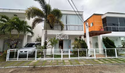 Casa 3/4 com suíte Fino Acabamento em Abrantes R$ 850.000,00