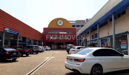Oportunidade imperdível: Loja comercial em condomínio no Alphaville Campinas com 2 banheiros, 1 vaga de garagem e 30m². Confira!