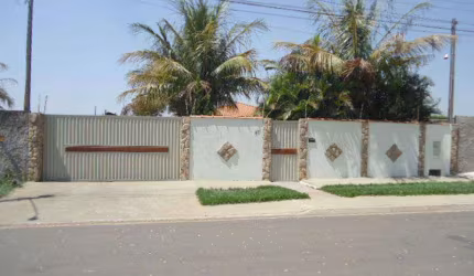 Casa à venda, 4 quartos, 1 suíte, 4 vagas, Perdizes - Piracicaba/SP