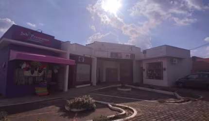 Salão comercial para alugar no bairro Terra Rica III