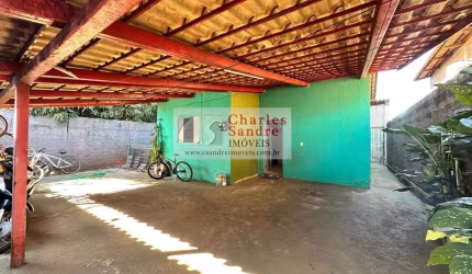 Casa para Venda em Trindade, Setor Jardim Marista, 3 dormitórios, 1 banheiro, 2 vagas