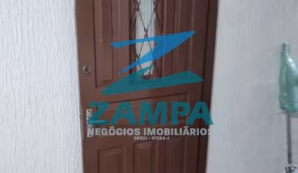 CASA TÉRREA NO JD PACAEMBU COM 2 QUARTOS, UMA VAGA COBERTA E PEQUENA EDÍCULA COM SACADA