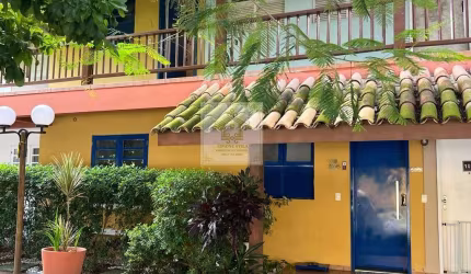 Village para Venda em Lauro de Freitas, Buraquinho, 2 dormitórios, 1 banheiro, 2 vagas
