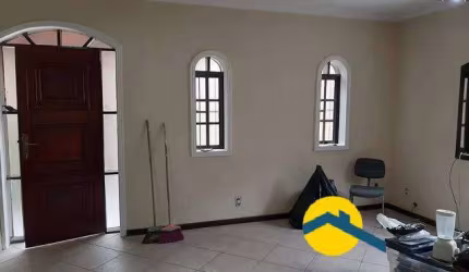 Casa vazia para venda no Fonseca - Niterói -Rio de Janeiro.
