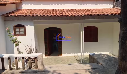 Casa com 3 quartos à venda na Rua dos Javaês, Santa Mônica, Belo Horizonte por R$ 750.000