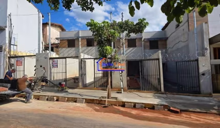 Casa com 2 quartos à venda na Rua Dora, Rio Branco, Belo Horizonte por R$ 410.000