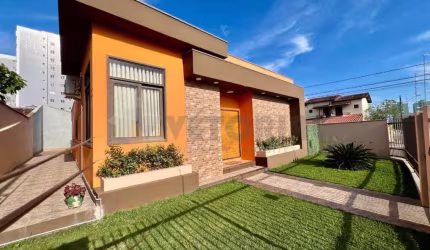 Casa com 2 quartos, 142m², à venda em Caraguatatuba, Indaiá