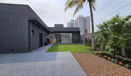 Casa com 2 quartos, 158m², à venda em Caraguatatuba, Indaiá
