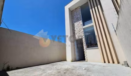 Sobrado à venda em Caraguatatuba, Balneário dos Golfinhos, com 2 quartos, 73m²