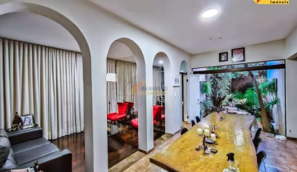 Casa à venda, 3 quartos, 3 suítes, 3 vagas, Bela Vista - Divinópolis/MG
