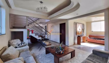 Casa à venda, 4 quartos, 1 suíte, 4 vagas, São José - Divinópolis/MG