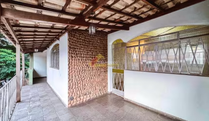 Casa para aluguel, 3 quartos, 1 suíte, 1 vaga, São José - Divinópolis/MG