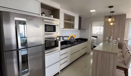 Apartamento 03 dormitórios próximo às 4 praças em Torres/RS