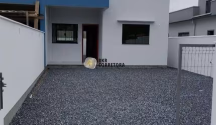 Casa para Venda em Guabiruba, Pomerânia, 2 dormitórios, 1 banheiro, 4 vagas