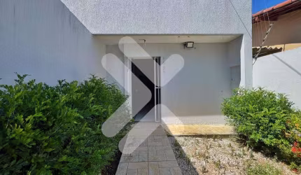 Casa à venda em Lagoa Nova (Natal/RN) I 3/4 sendo 1 suíte - 330m² - potencial para fins comerciais